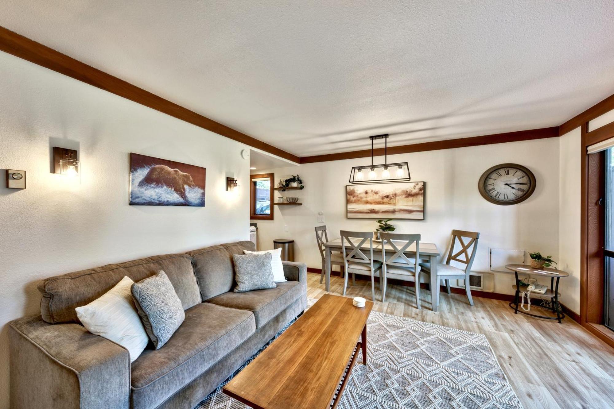Beautiful Remodeled Condo In Tahoe City Ngoại thất bức ảnh