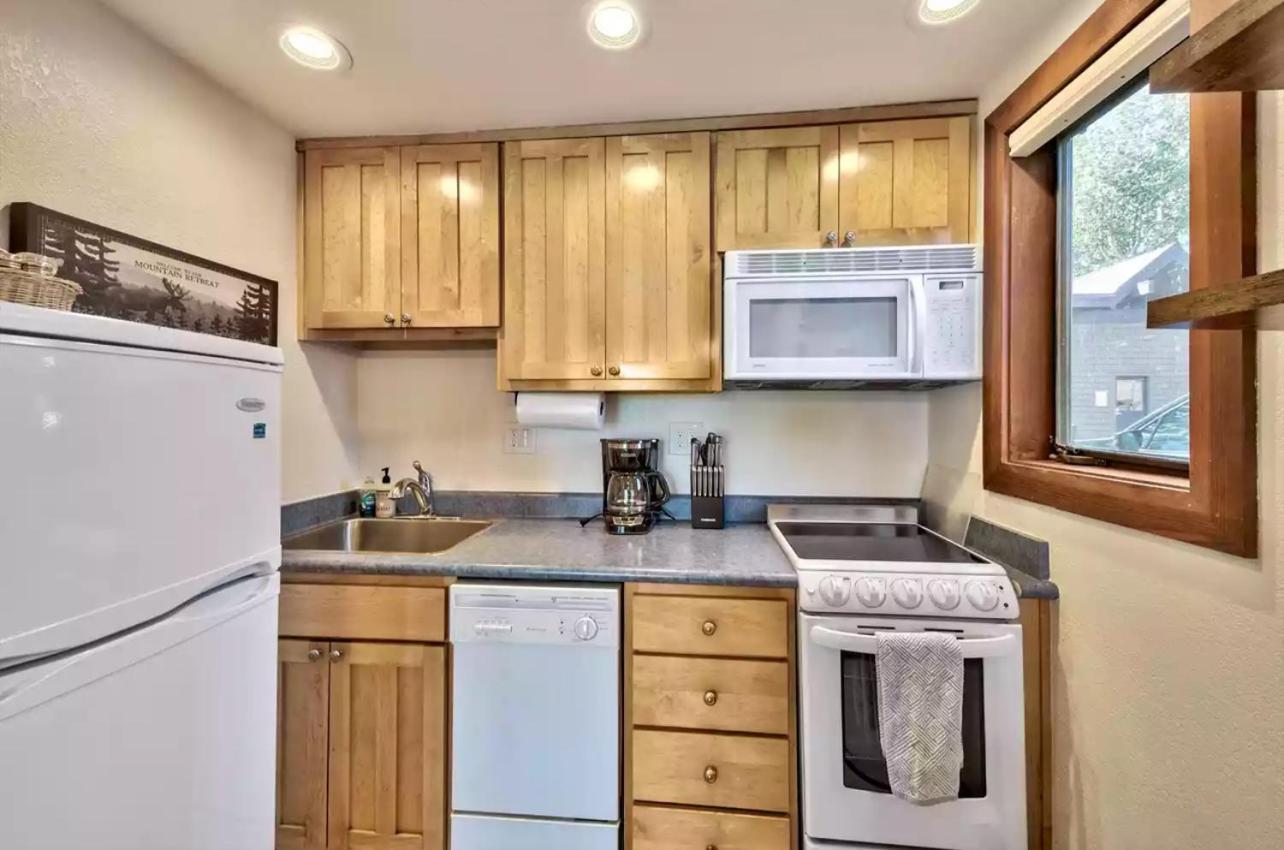 Beautiful Remodeled Condo In Tahoe City Ngoại thất bức ảnh